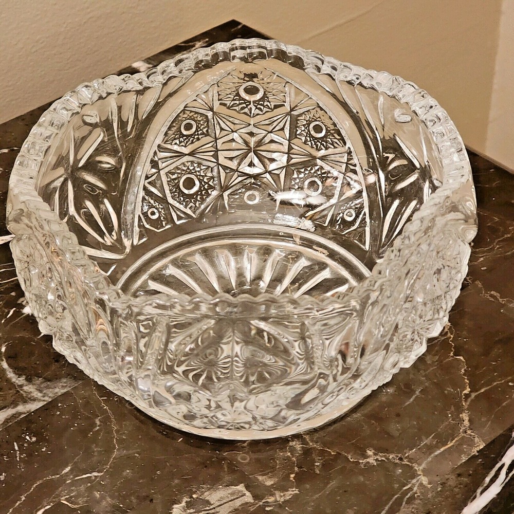 L E Smith 7 " Pressed Glass Ruffled Edge Serving Bowl - Picture 11 of 11